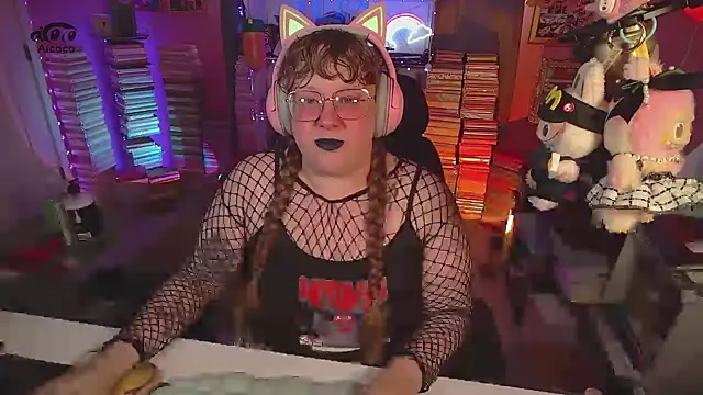 FatVeronica online show from July 3, 5:08 pm