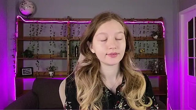 Ksuhesa online show from December 22, 1:13 am