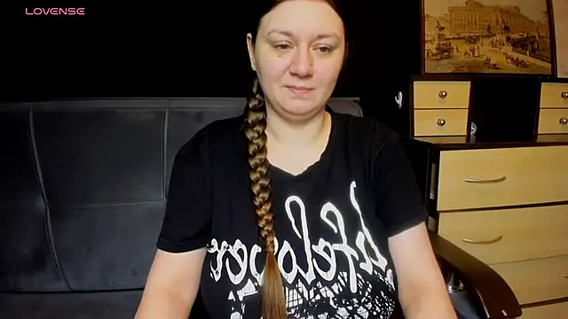 Snapshot of AlisaBacker chatting on February 13, 10:06 pm AlisaBacker online show from February 13, 10:06 pm