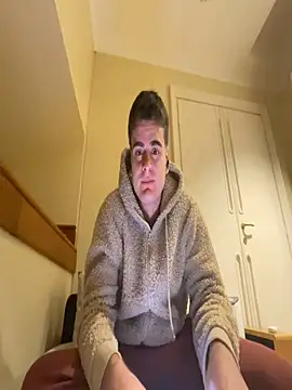 Snapshot of cubalibre02 chatting on November 26, 8:54 pm cubalibre02 online show from November 26, 8:54 pm