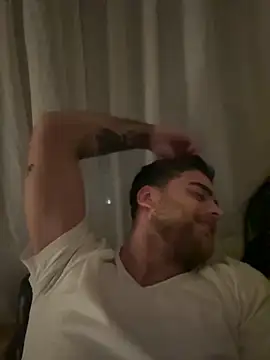 Snapshot of cubalibre02 chatting on March 27, 11:04 pm cubalibre02 online show from March 27, 11:04 pm