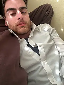 Snapshot of cubalibre02 chatting on March 28, 3:44 pm cubalibre02 online show from March 28, 3:44 pm