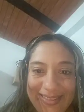 Snapshot of _MaripossaSexy_ chatting on February 3, 4:43 am MaripossaSexy online show from February 3, 4:43 am