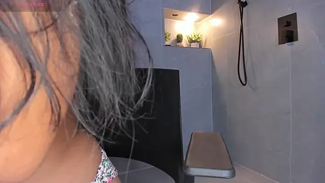 AriSweet online show from November 6, 12:39 pm