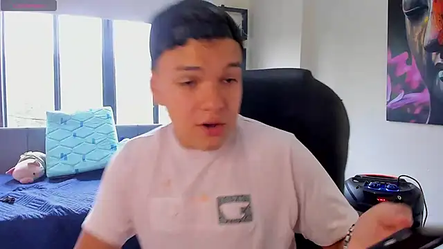Snapshot of Dunkan_Kravitz chatting on May 19, 10:16 pm Dunkan Kravitz online show from May 19, 10:16 pm