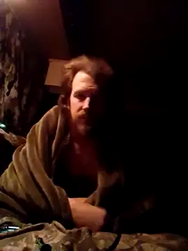 Snapshot of hothippie420 chatting on March 10, 11:42 am hothippie420 online show from March 10, 11:42 am