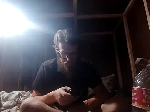 hothippie420 online show from May 15, 11:56 pm