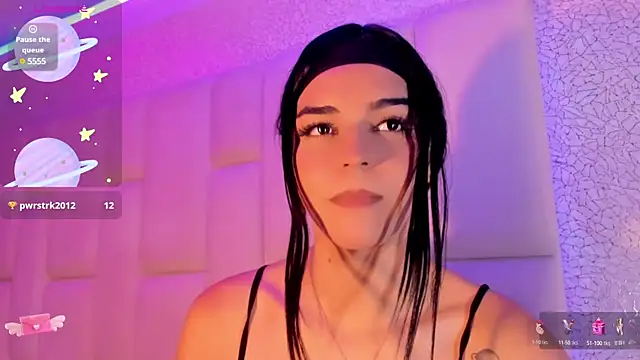 Summer walkerr online show from January 13, 6:38 pm