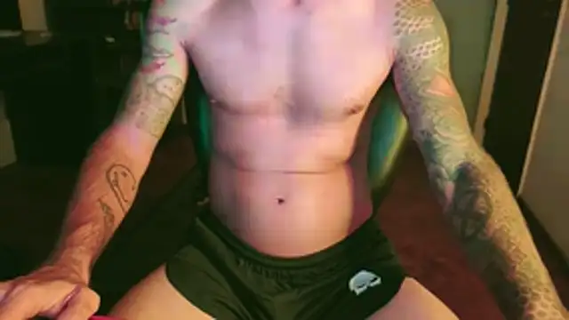 Snapshot of rumplstink chatting on February 21, 4:46 am rumplstink online show from February 21, 4:46 am