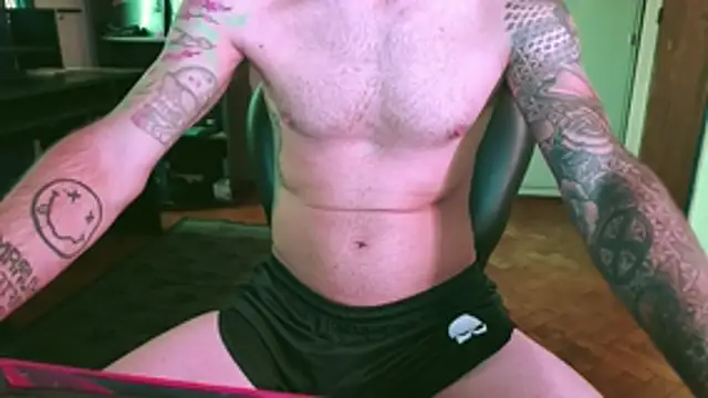 Snapshot of rumplstink chatting on February 27, 9:37 pm rumplstink online show from February 27, 9:37 pm