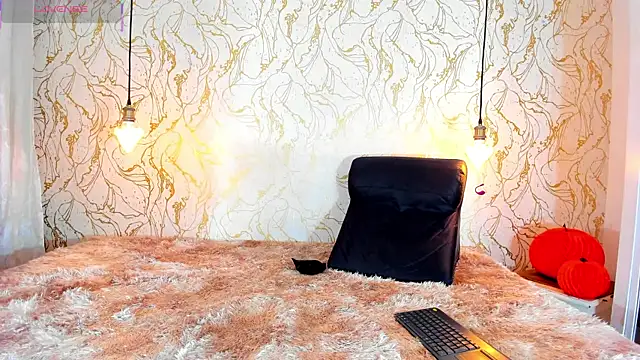 Snapshot of NATALIE_PARKERR chatting on November 7, 12:27 pm NATALIE PARKERR online show from November 7, 12:27 pm