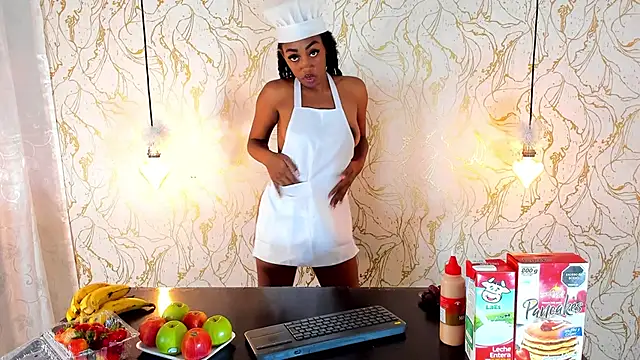 NATALIE PARKERR online show from January 17, 12:43 pm