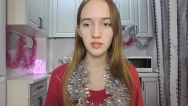 leslie my lovee online show from December 24, 3:16 pm