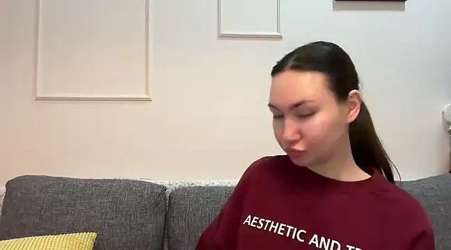 GIGI BENNET online show from March 6, 5:35 am