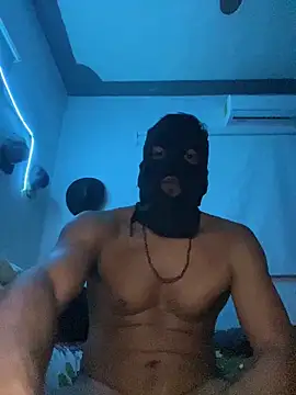 Snapshot of Capxxx chatting on December 21, 1:18 pm Capxxx online show from December 21, 1:18 pm