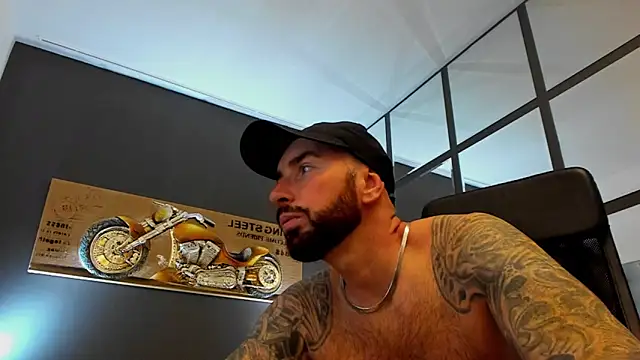 AronGrant online show from October 31, 10:49 am