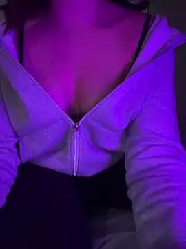  Anonymegirl online show from November 5, 8:31 pm