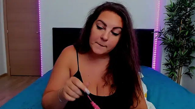 KlaraHope online show from October 6, 9:34 pm