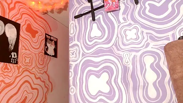 Snapshot of 420viol3ta_ chatting on December 21, 5:36 am 420viol3ta online show from December 21, 5:36 am