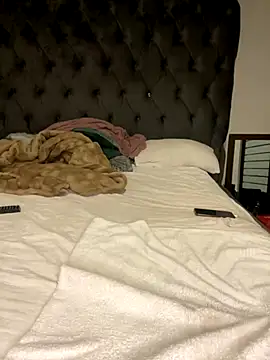 MILL204 online show from October 26, 12:38 am