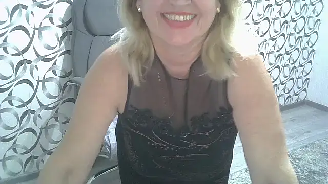 Snapshot of Olena69 chatting on January 16, 4:33 pm Olena69 online show from January 16, 4:33 pm