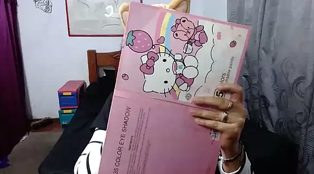 LadyMilk003 online show from February 13, 12:21 pm