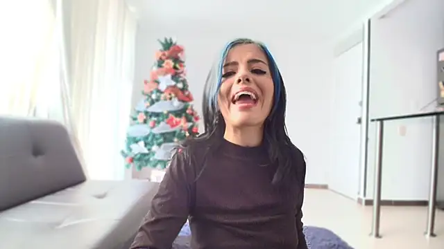 Alicia Ortiiz online show from December 17, 4:46 pm