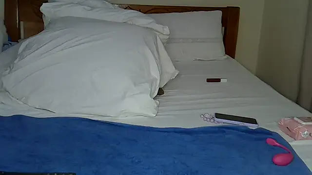 Snapshot of Sexyariahhh chatting on April 1, 1:41 pm Sexyariahhh online show from April 1, 1:41 pm