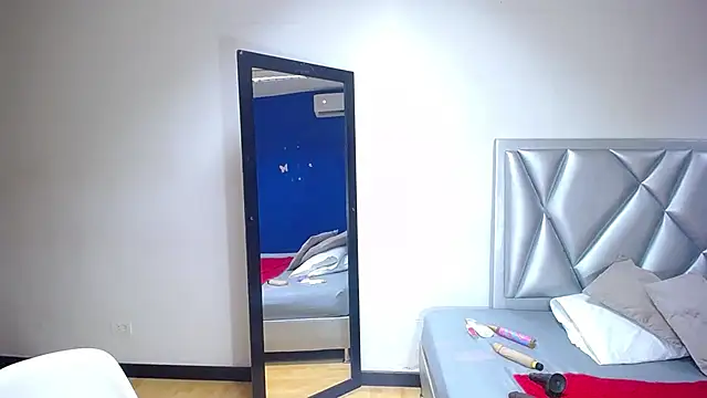 exotic karmella online show from March 6, 8:37 pm