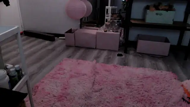 Hellen dumont online show from March 28, 2:11 am