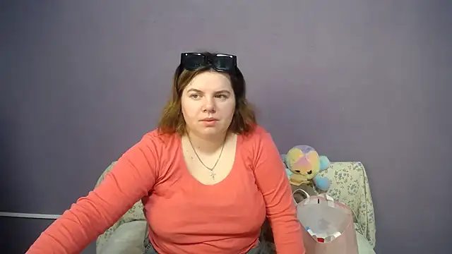 so shy online show from March 25, 7:03 am