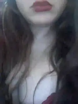 Snapshot of carmelasexy chatting on March 16, 12:34 am carmelasexy online show from March 16, 12:34 am