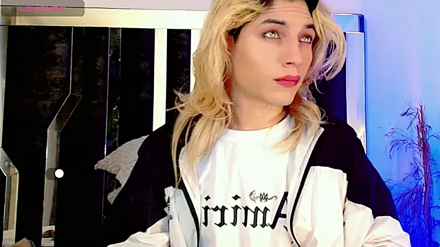 Snapshot of honey_skin chatting on November 10, 2:54 am honey skin online show from November 10, 2:54 am