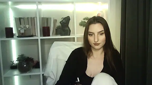 X Alisa online show from November 10, 7:24 pm