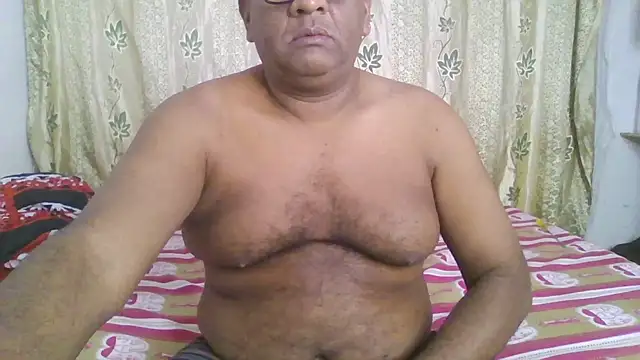 Beargryzzly online show from December 7, 2:42 am