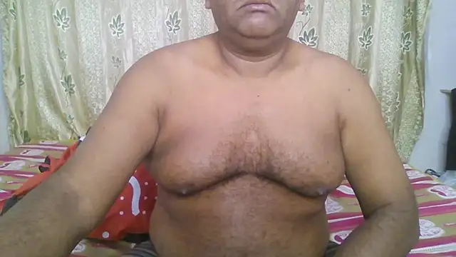 Beargryzzly online show from December 10, 3:09 am