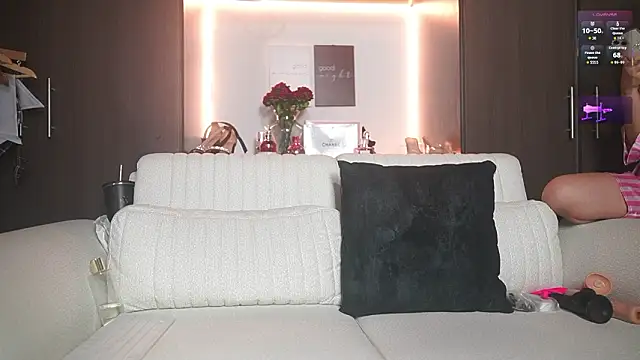 katlyn martins online show from February 23, 6:49 pm