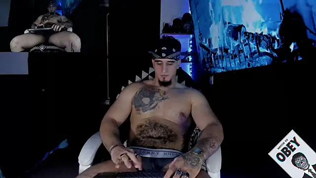 kingbear777 online show from February 9, 2:17 am