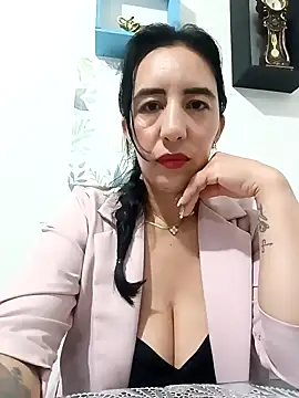 christine-x online show from January 17, 1:46 pm
