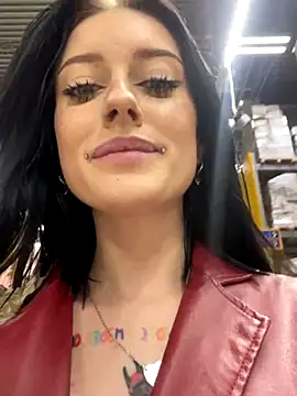 Melissa crazy online show from December 4, 9:35 pm