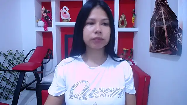 Letty Plugxo online show from October 20, 12:27 pm