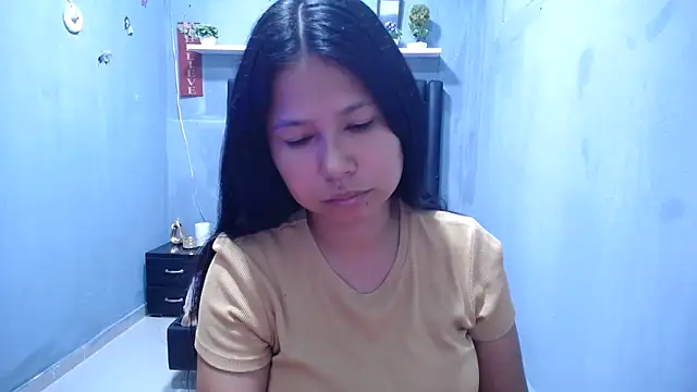 Snapshot of Letty_Plugxo chatting on April 23, 1:13 pm Letty Plugxo online show from April 23, 1:13 pm