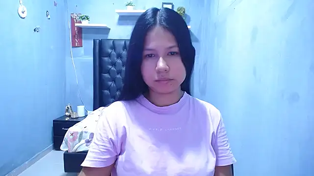 Snapshot of Letty_Plugxo chatting on May 4, 1:07 pm Letty Plugxo online show from May 4, 1:07 pm