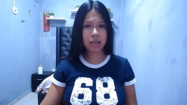 Snapshot of Letty_Plugxo chatting on June 2, 1:24 pm Letty Plugxo online show from June 2, 1:24 pm