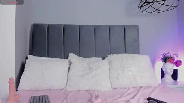 ScarletGV online show from November 12, 10:04 am