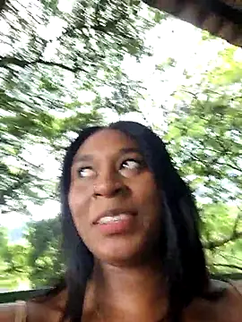 HanaThompson online show from December 18, 5:52 pm