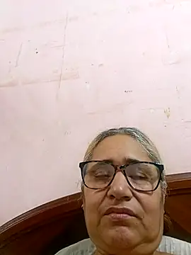  candi online show from October 26, 11:49 am