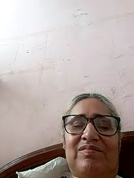  candi online show from November 4, 1:54 pm