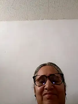 Snapshot of _candi chatting on March 2, 12:45 pm candi online show from March 2, 12:45 pm