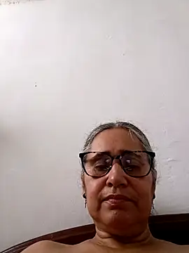 Snapshot of _candi chatting on March 7, 2:58 pm candi online show from March 7, 2:58 pm